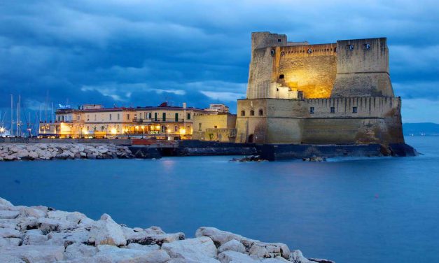 Castel dell’Ovo: Storia e leggende dell’antica fortezza di Napoli