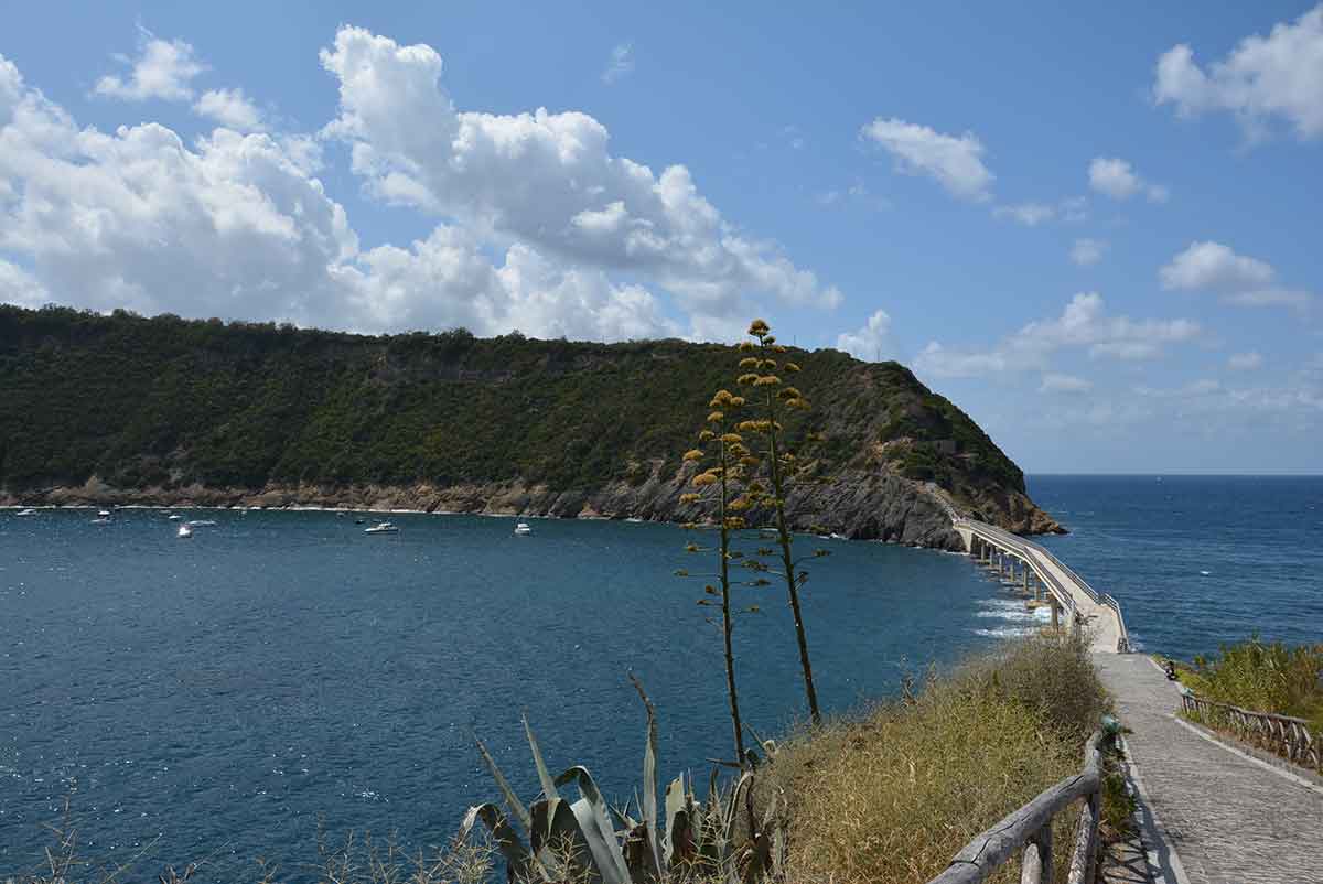 isola-di-procida