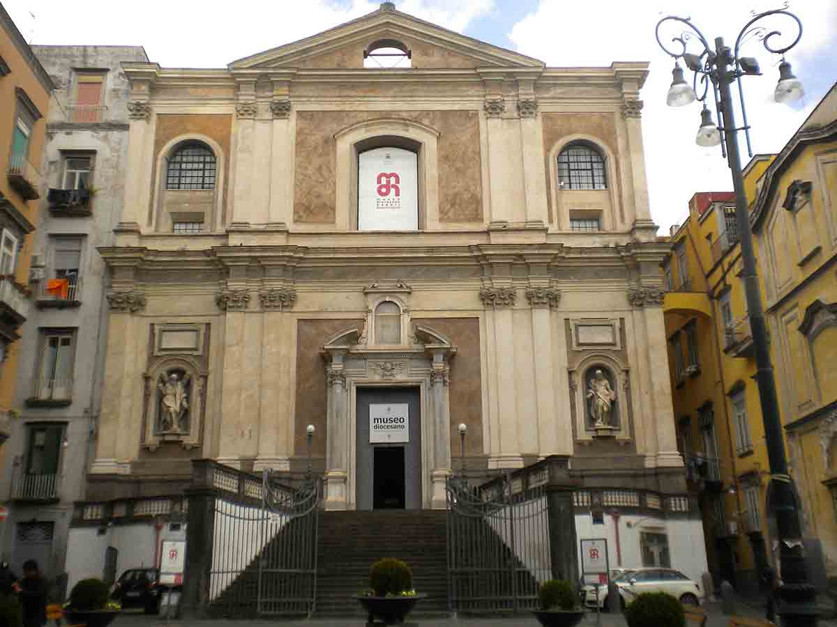 Decumani Chiesa di Santa Maria Donnaregina Nuova