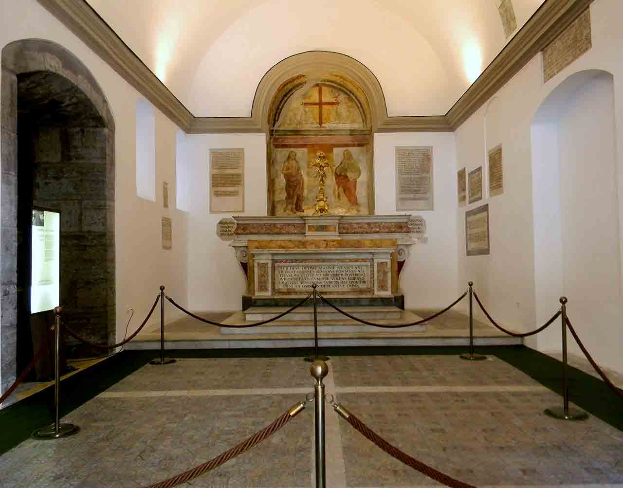 Cappella Pontano Interno