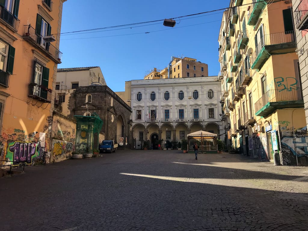 Piazza Monteoliveto_ L Bocca