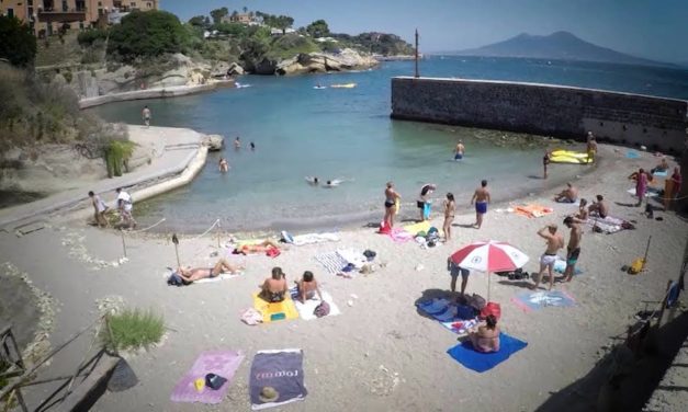 Napoli, riapre la spiaggia libera de parco Sommerso di Gaiola