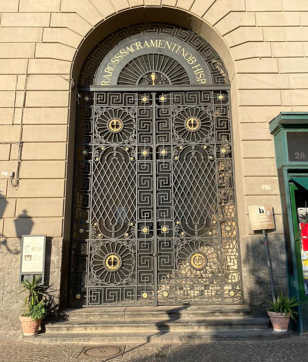 Basilica di San Giacomo degli Spagnoli Napoli