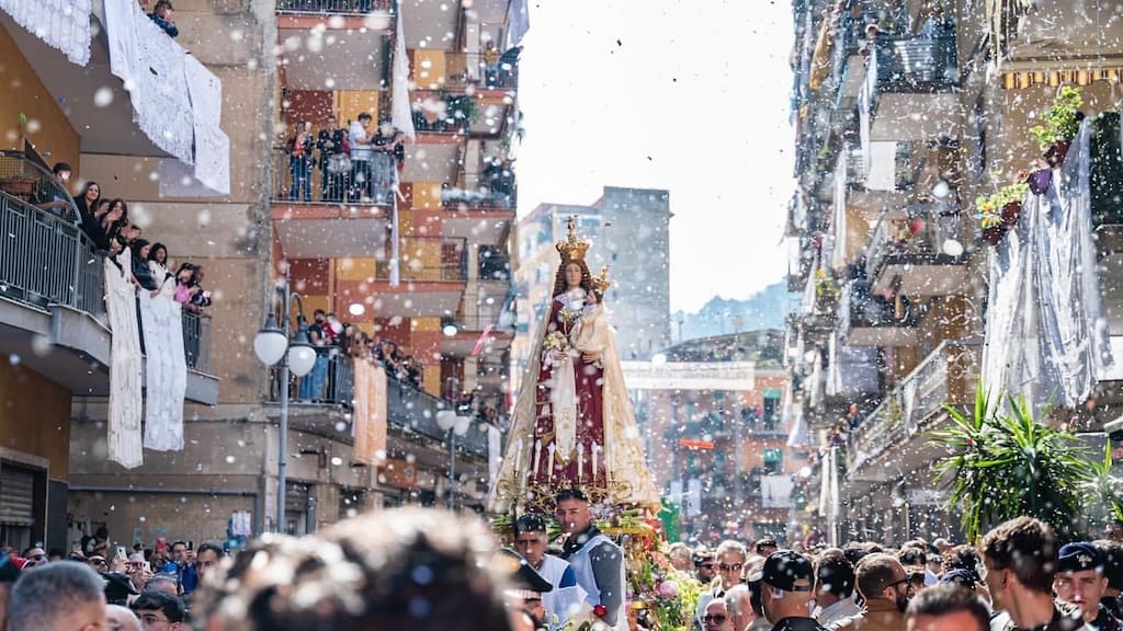 Processione Madonna delle Galline