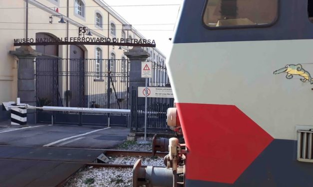 Tutti in carrozza, tornano i treni storici della Campania