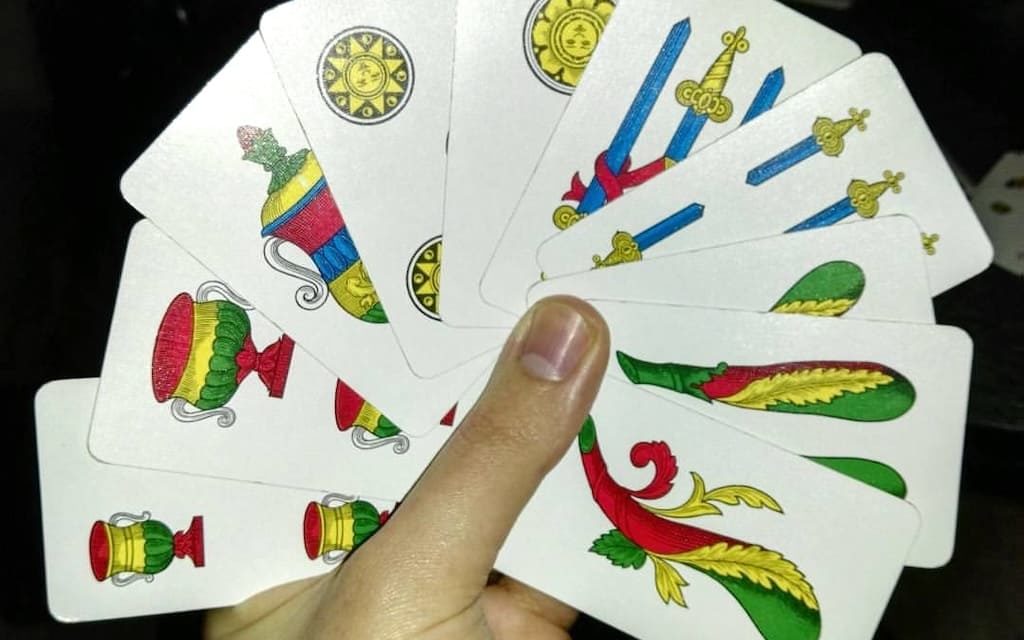 “La carta ci fa gioco”, la mostra delle carte da gioco napoletane
